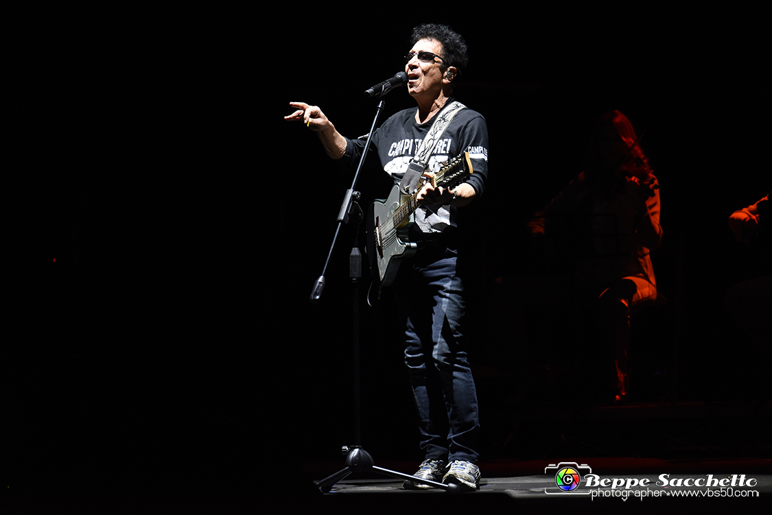 VBS_3960 - Concerto Edoardo Bennato - Peter Pan Rock 'n' Roll Tour.jpg